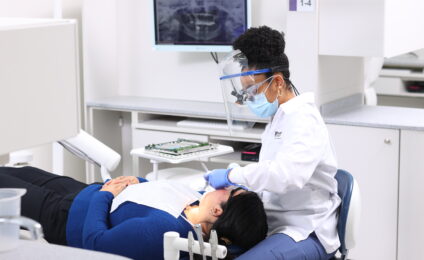 Bringing Worlds Together Bursary – Dentistry